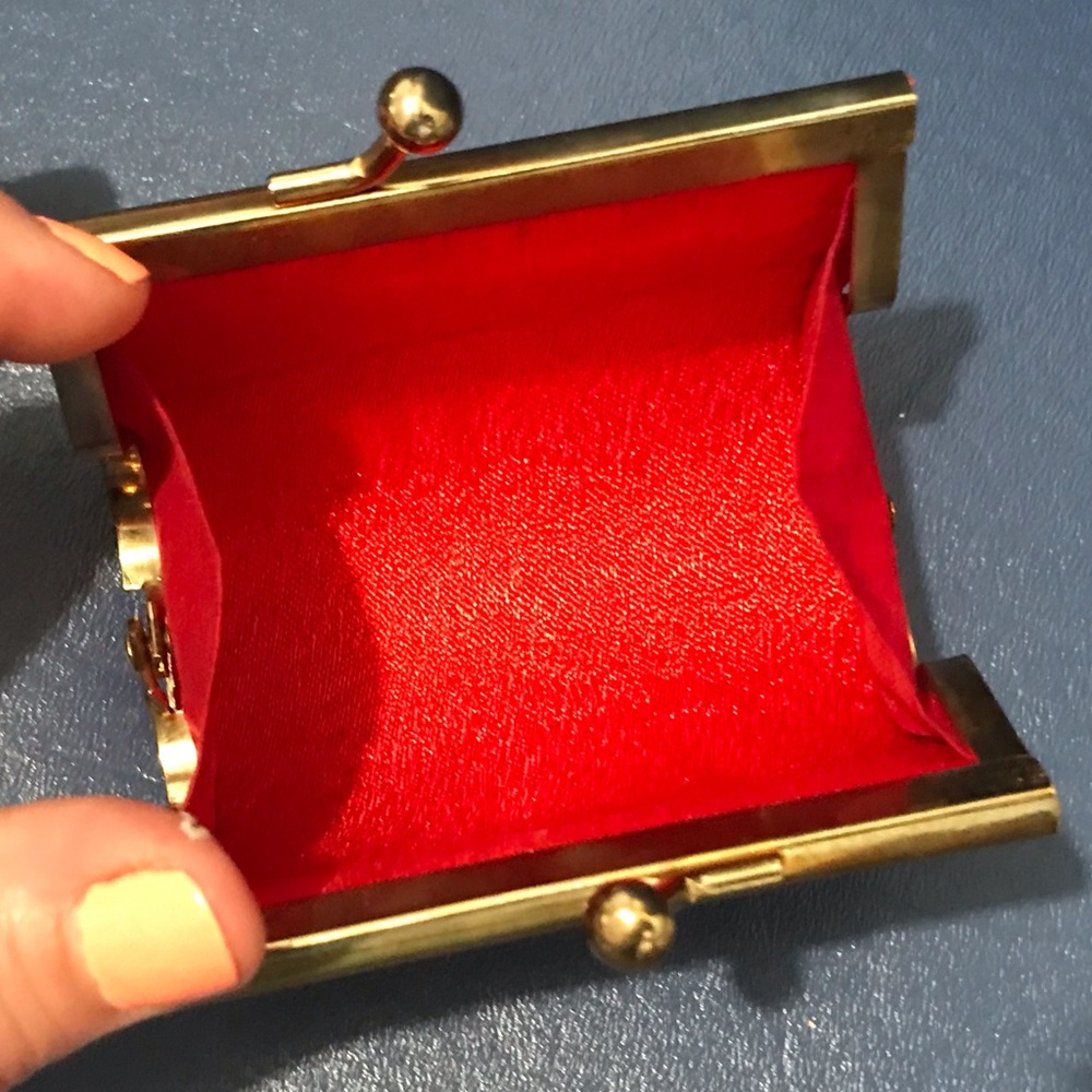 Silk floral kisslock coin purse - Picture 7 of 16